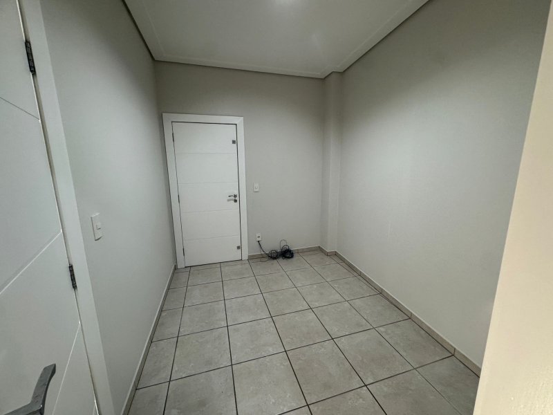Sala Comercial bairro dos Estados - Timbó - 