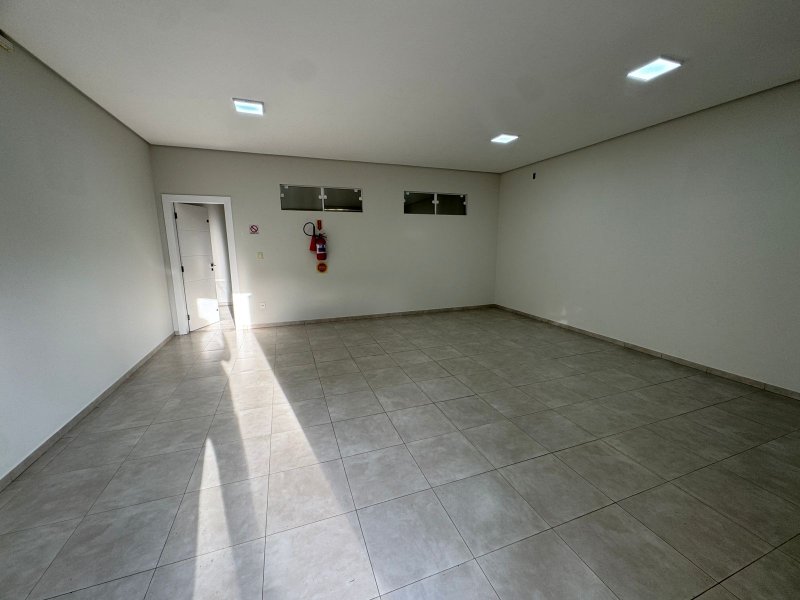 Sala Comercial bairro dos Estados - Timbó - 