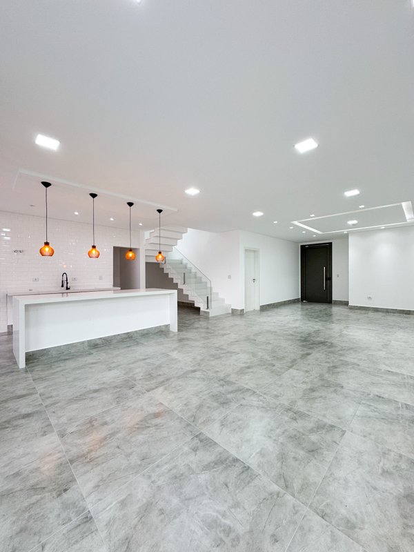 Casa arquitetura contemporânea, nova no Real Park Av Renova dos Santos Arujá - 