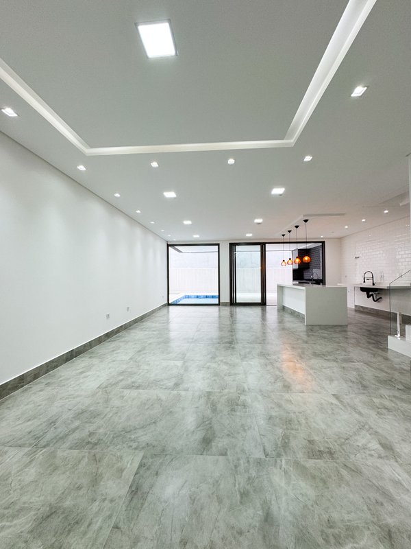 Casa arquitetura contemporânea, nova no Real Park Av Renova dos Santos Arujá - 
