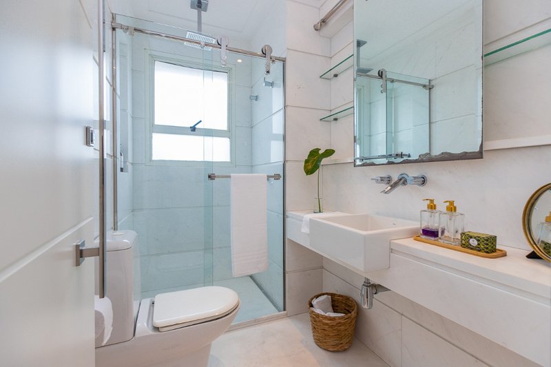 Apartamento 300m² no Planalto Paulista 4 suítes 5 vagas Alameda dos Tupiniquins São Paulo - 