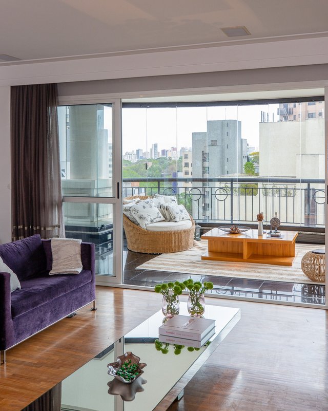 Apartamento 300m² no Planalto Paulista 4 suítes 5 vagas Alameda dos Tupiniquins São Paulo - 