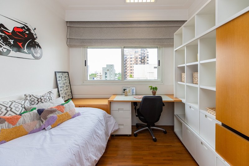 Apartamento 300m² no Planalto Paulista 4 suítes 5 vagas Alameda dos Tupiniquins São Paulo - 