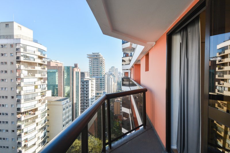 Apartamento 90m² no Jd Paulista 2 suítes 2 vagas Alameda Jaú São Paulo - 