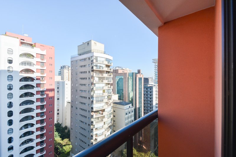 Apartamento 90m² no Jd Paulista 2 suítes 2 vagas Alameda Jaú São Paulo - 