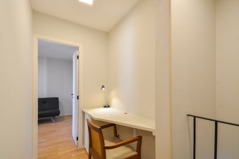 Apartamento 90m² no Jd Paulista 2 suítes 2 vagas Alameda Jaú São Paulo - 