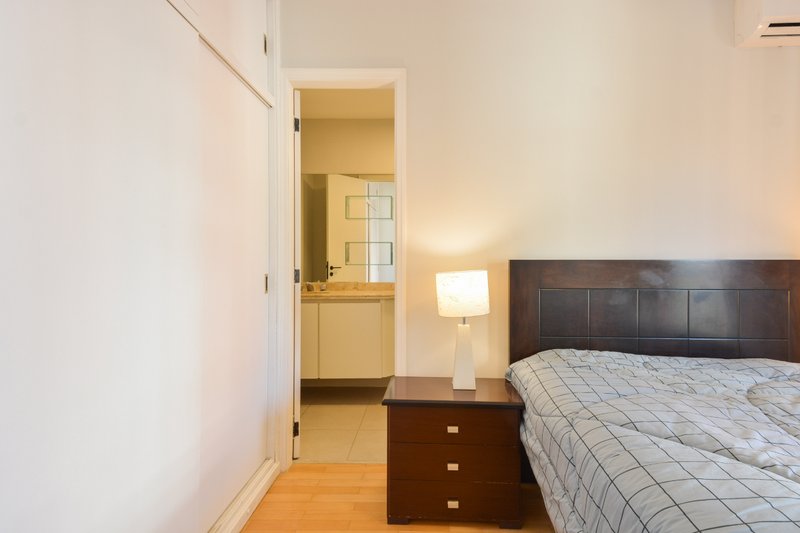 Apartamento 90m² no Jd Paulista 2 suítes 2 vagas Alameda Jaú São Paulo - 