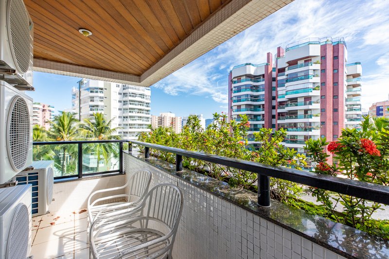Apartamento na Riviera de São Lourenço 292m² 5 dorm 4 suítes 3 vagas Passeio dos Sambaquis Bertioga - 
