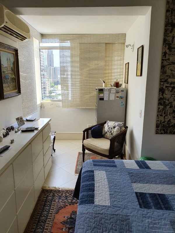 ALUGA-SE COBERTURA – 126M2 – 2 QUARTOS – 1 VAGA – LOCALIZAÇÃO LUXUOSA Rua Professor Artur Ramos São Paulo - 