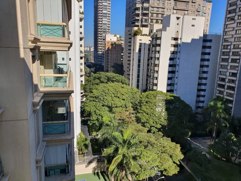 ALUGA-SE COBERTURA – 126M2 – 2 QUARTOS – 1 VAGA – LOCALIZAÇÃO LUXUOSA Rua Professor Artur Ramos São Paulo - 