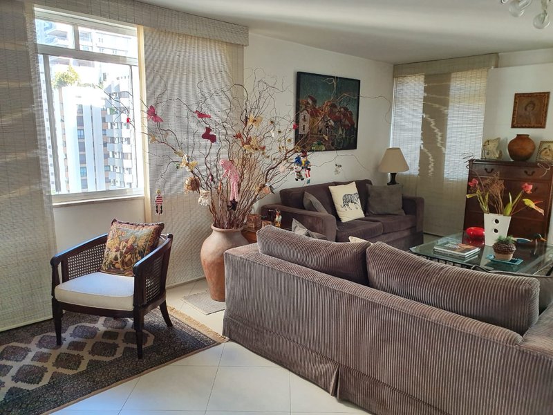 ALUGA-SE COBERTURA – 126M2 – 2 QUARTOS – 1 VAGA – LOCALIZAÇÃO LUXUOSA Rua Professor Artur Ramos São Paulo - 