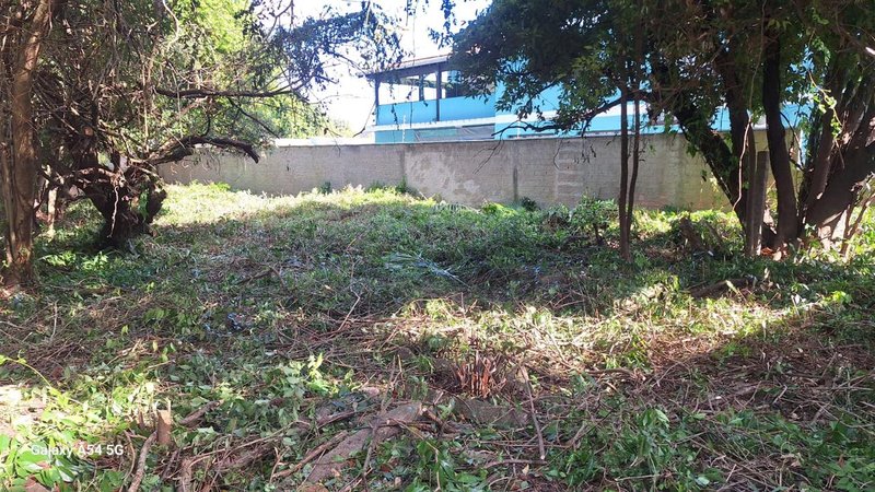 Terreno com 900m2 próximo á Av Tramandaí Rua Leme Porto Alegre - 
