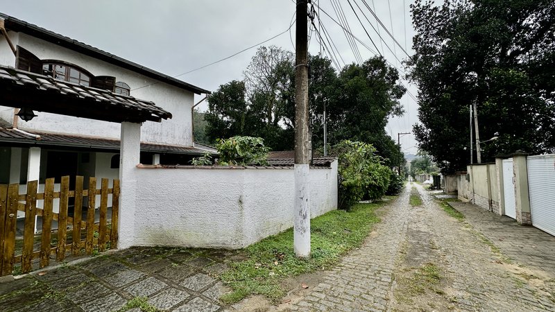 ⸻  🏡 Casa em Condomínio – Iconha, Guapimirim/RJ Estrada da Caneca Fina Guapimirim - 