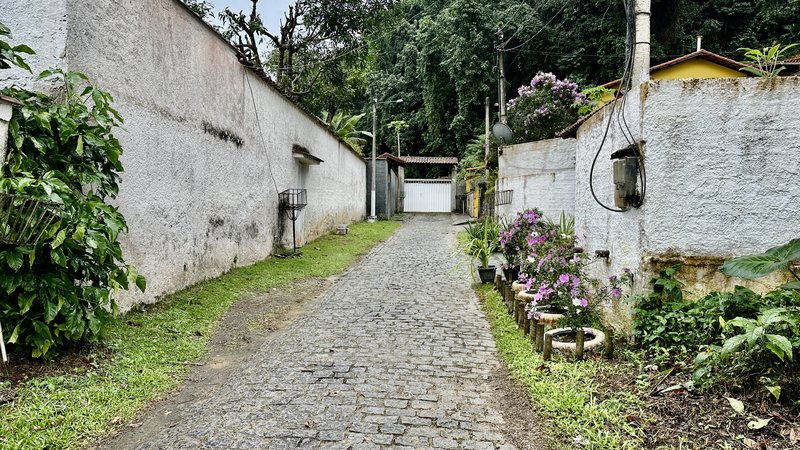 ⸻  🏡 Casa em Condomínio – Iconha, Guapimirim/RJ Estrada da Caneca Fina Guapimirim - 