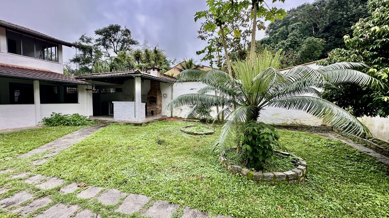 ⸻  🏡 Casa em Condomínio – Iconha, Guapimirim/RJ Estrada da Caneca Fina Guapimirim - 