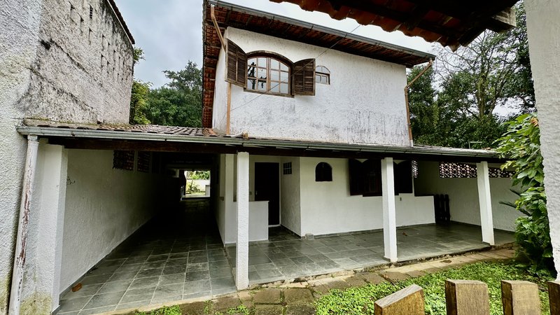 ⸻  🏡 Casa em Condomínio – Iconha, Guapimirim/RJ Estrada da Caneca Fina Guapimirim - 