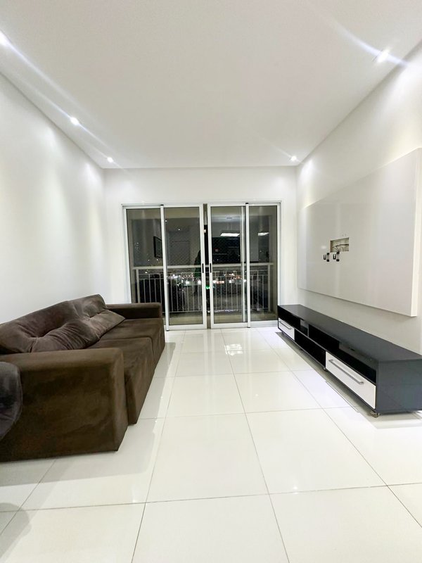 Apartamento com três dormitórios sendo uma suite, lazer completo , próximo centro Arujá Rua Diomar Fernandes Negretti Arujá - 