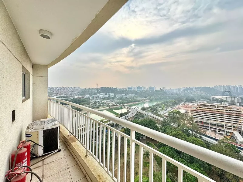 ALUGA-SE CONJUNTO COMERCIAL - 185m2 – 5 VAGAS – EXCELENTE CUSTO BENEFÍCIO Avenida das Nações Unidas São Paulo - 