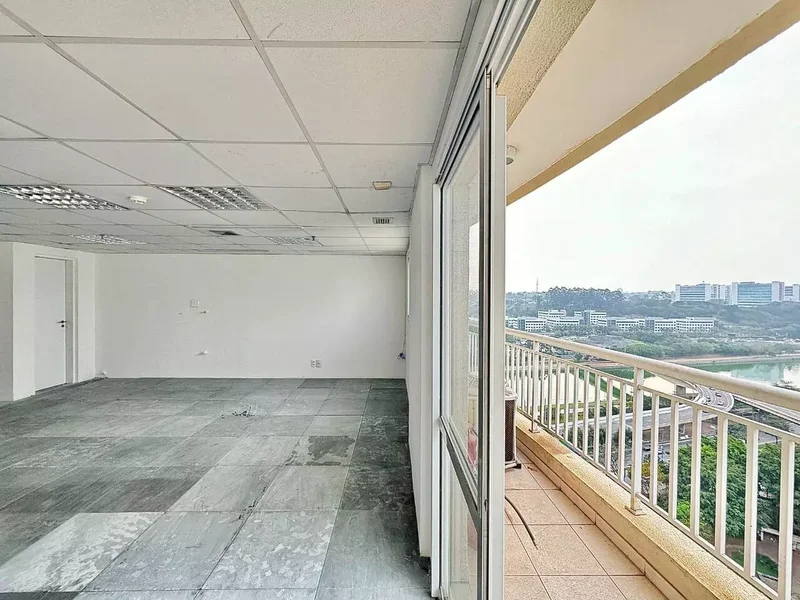 ALUGA-SE CONJUNTO COMERCIAL - 185m2 – 5 VAGAS – EXCELENTE CUSTO BENEFÍCIO Avenida das Nações Unidas São Paulo - 