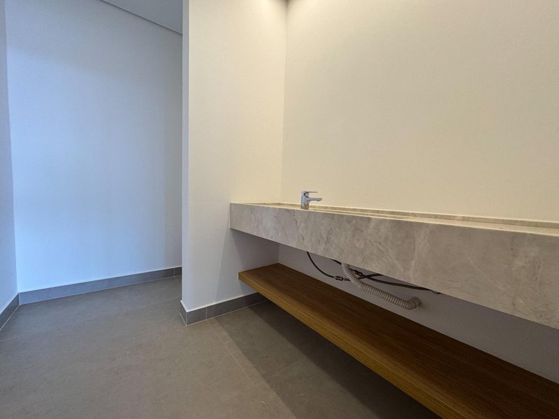 Casa de alto padrão à venda no Residencial Jatibela, Campinas Rua Romilda Aparecida Cruz Campinas - 