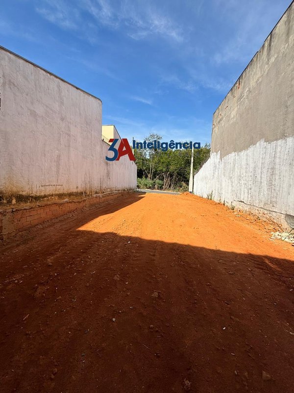 TERRENO JARDIM SANTA MARTA – SOROCABA - Sorocaba - 