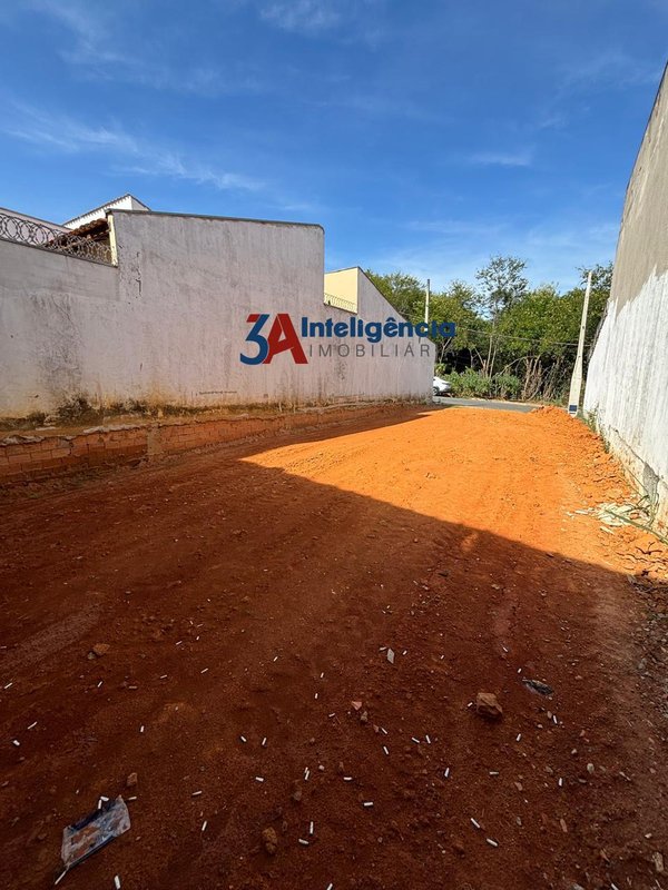 TERRENO JARDIM SANTA MARTA – SOROCABA - Sorocaba - 