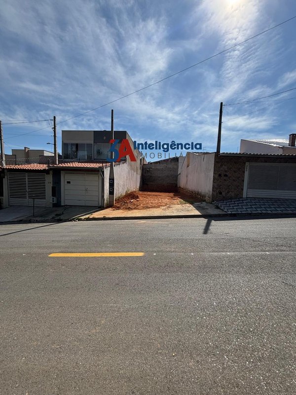 TERRENO JARDIM SANTA MARTA – SOROCABA - Sorocaba - 