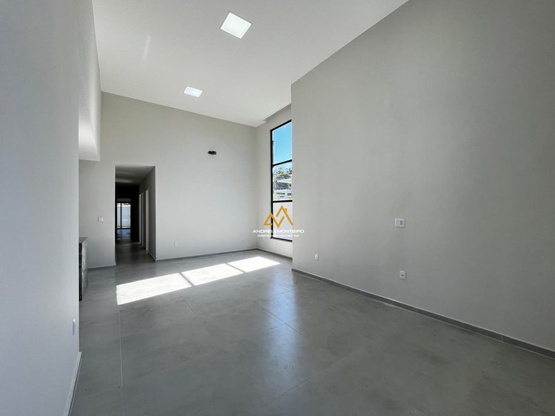 Casa no Condomínio Ubá em Ubatiba 4 quartos, sendo 2 suítes, 186m2, à venda por R$920.000 Rod. Ver.eador Oldemar Guedes Figueiredo Maricá - 