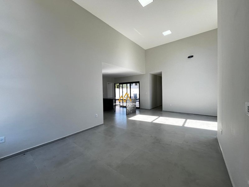 Casa no Condomínio Ubá em Ubatiba 4 quartos, sendo 2 suítes, 186m2, à venda por R$920.000 Rod. Ver.eador Oldemar Guedes Figueiredo Maricá - 