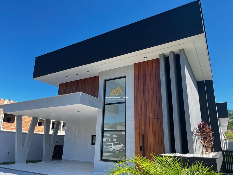 Casa no Condomínio Ubá em Ubatiba 4 quartos, sendo 2 suítes, 186m2, à venda por R$920.000 Rod. Ver.eador Oldemar Guedes Figueiredo Maricá - 