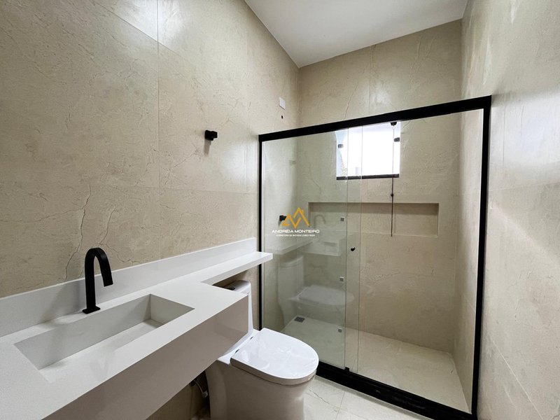 Casa 3 quartos R$ 650.000,00 Condomínio Vivere - São José de Imbassai - Maricá/RJ Rua João Da Cunha Abreu Maricá - 