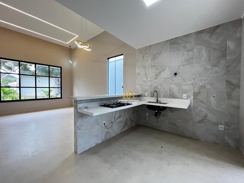 Casa 3 quartos R$ 650.000,00 Condomínio Vivere - São José de Imbassai - Maricá/RJ Rua João Da Cunha Abreu Maricá - 