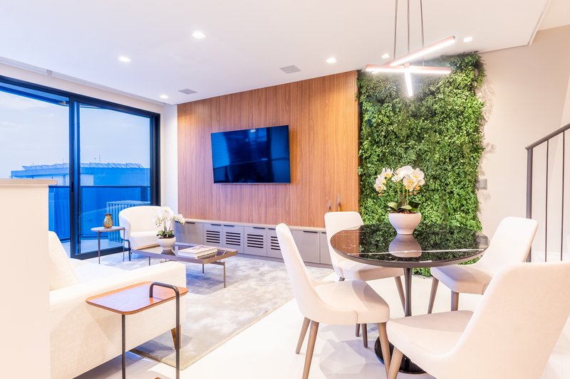 VENDE-SE LINDA PENTHOUSE DUPLEX NA RUA MAIS CHIQUE DE SÃO PAULO Rua Oscar Freire São Paulo - 
