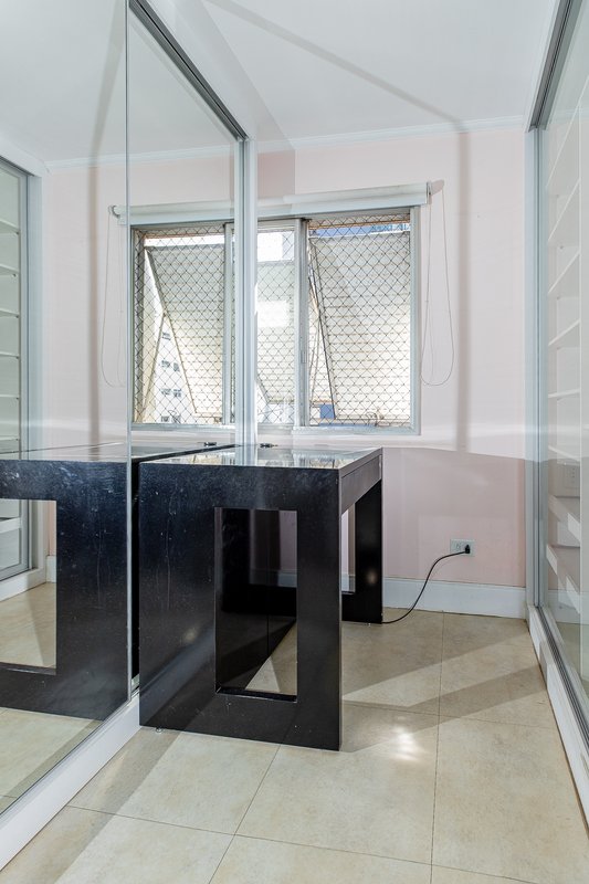 Apartamento 65m² no Itaim Bibi 2 dorm 1 vaga Rua Arminda São Paulo - 