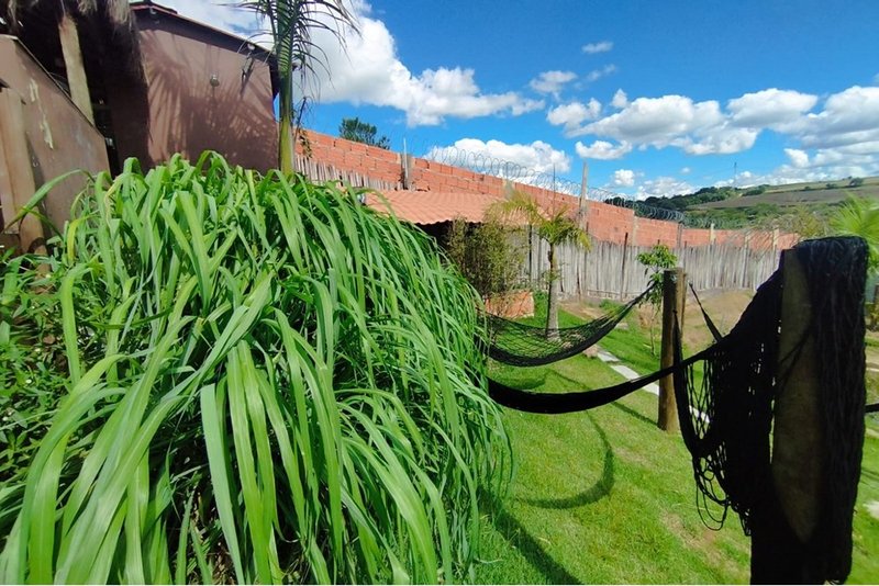 Casa Á venda, 3 Dorm. 2 suítes, 280m - R$ 796.900 - Bairro do Cercado - Araçoiaba da Serra Arquilau Machado de Moraes Araçoiaba da Serra - 