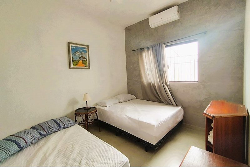 Casa Á venda, 3 Dorm. 2 suítes, 280m - R$ 796.900 - Bairro do Cercado - Araçoiaba da Serra Arquilau Machado de Moraes Araçoiaba da Serra - 