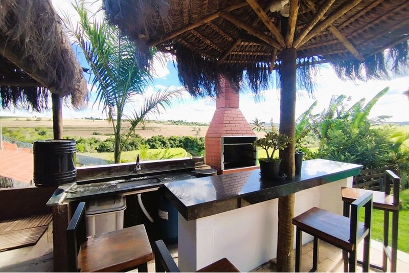 Casa Á venda, 3 Dorm. 2 suítes, 280m - R$ 796.900 - Bairro do Cercado - Araçoiaba da Serra Arquilau Machado de Moraes Araçoiaba da Serra - 