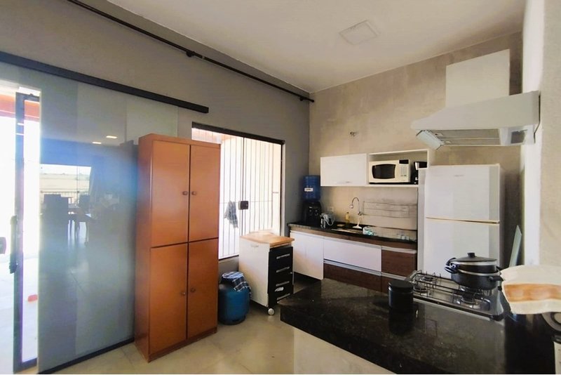 Casa Á venda, 3 Dorm. 2 suítes, 280m - R$ 796.900 - Bairro do Cercado - Araçoiaba da Serra Arquilau Machado de Moraes Araçoiaba da Serra - 