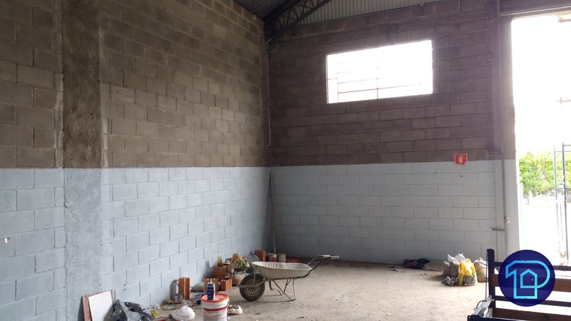 GALPÃO INDUSTRIAL PARA LOCAÇÃO Estrada Imperador São José dos Campos - 