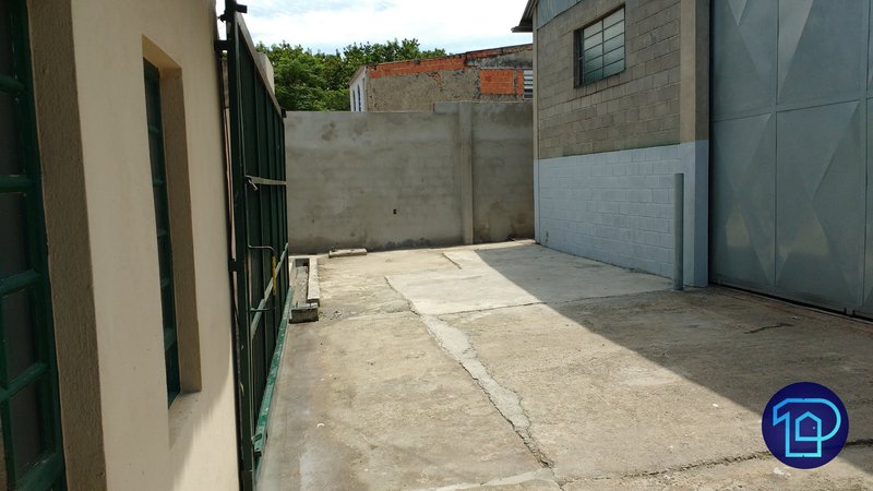 GALPÃO INDUSTRIAL PARA LOCAÇÃO Estrada Imperador São José dos Campos - 