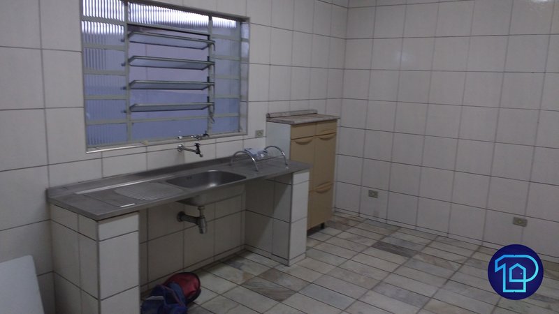 GALPÃO INDUSTRIAL PARA LOCAÇÃO Estrada Imperador São José dos Campos - 