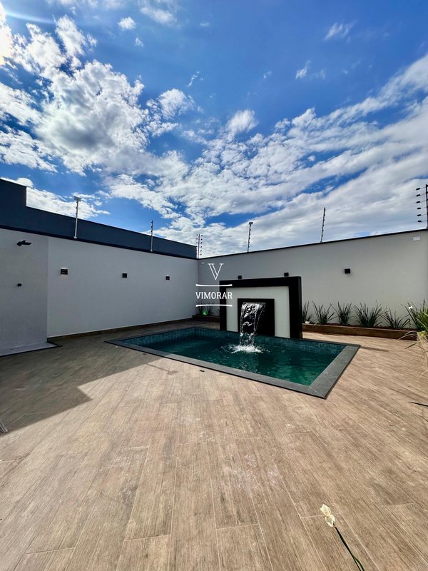 Sobrado 3 dormitórios sendo 1 suíte + área gourmet com piscina - Guarulhos - 