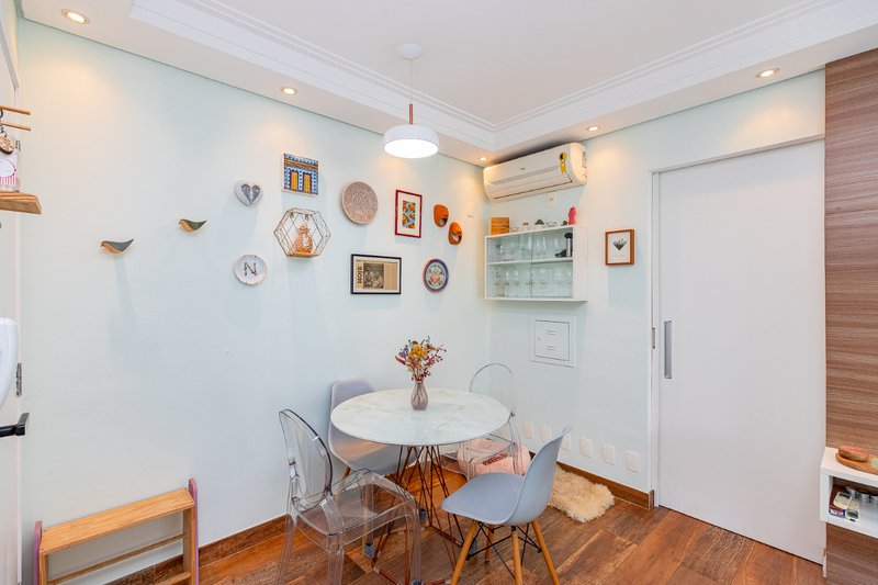 Apartamento 45m² na Bela Vista 1 dorm 1 suíte 1 vaga Rua Carlos Sampaio São Paulo - 