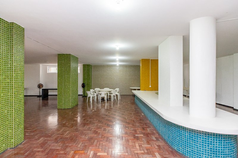 Apartamento 128m² em Moema 3 dorm 1 vaga Alameda dos Arapanés São Paulo - 