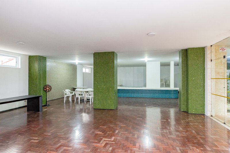 Apartamento 128m² em Moema 3 dorm 1 vaga Alameda dos Arapanés São Paulo - 