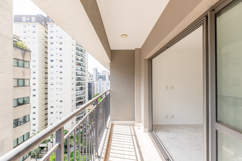 Studio 25m² em Moema Alameda Iraé São Paulo - 