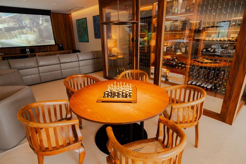 VENDE-SE LUXO E BOM GOSTO - SOMENTE PARA QUEM É ÚNICO E EXCLUSIVO - ME LIGA!! Rua das Aroeiras Angra dos Reis - 