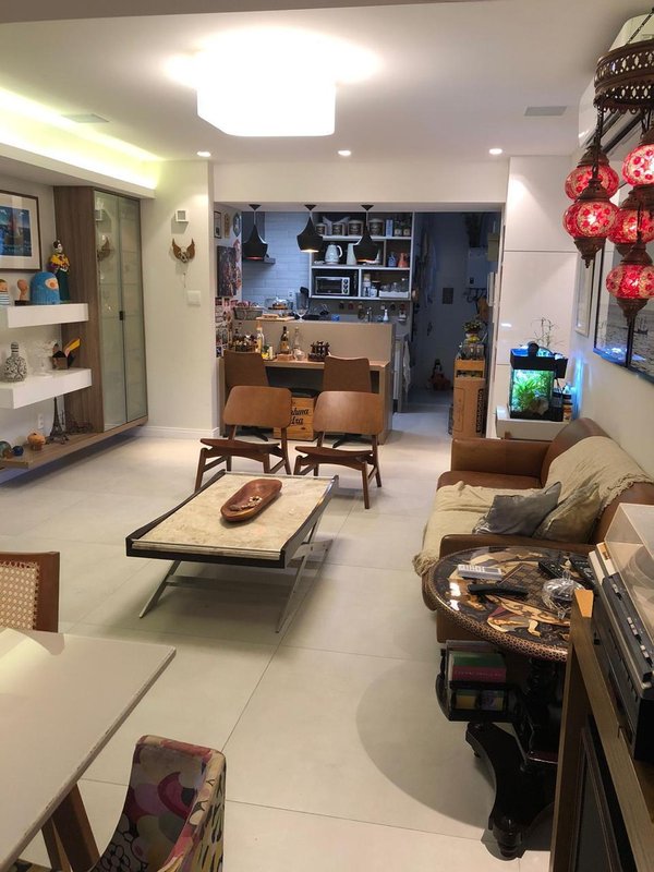 APARTAMENTO 3 QUARTOS SUÍTE VARANDA LAVABO PISCINA ACADEMIA 2 GARAGENS À VENDA NA GRAÇA! Rua Manoel Barreto Salvador - 