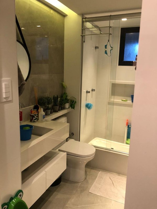 APARTAMENTO 3 QUARTOS SUÍTE VARANDA LAVABO PISCINA ACADEMIA 2 GARAGENS À VENDA NA GRAÇA! Rua Manoel Barreto Salvador - 