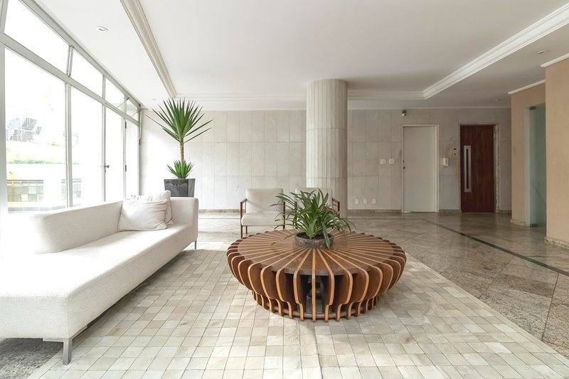 Apartamento 220m² em Higienópolis 3 dorm 2 suítes 1 vaga Rua Maranhão São Paulo - 